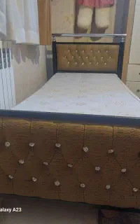 تخت فلزی باتشک رویال اصل