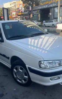 پژو پارسXu7 PLUS  سال ‌ ۱۴۰۱ دریچه برقی بیرنگ‌