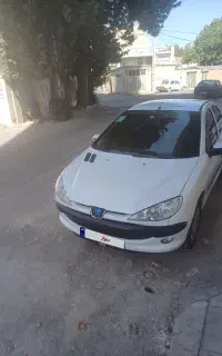 پژو ۲۰۶ tu3 مدل ۹۸ بسیار تمیز مناسب مصرف کننده