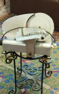 حراج دستگاه کالباس بر اُمگا