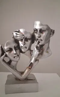 مجسمه سه خواهر