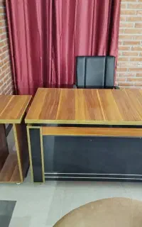 میز و صندلی اداری