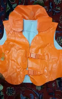 جلیقه نجات بادی