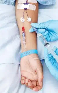 آموزش تزریقات و کمک های اولیه