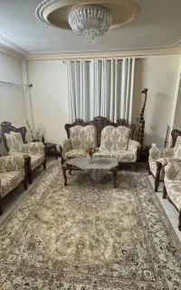 مبل سلطنتی ۹ نفره با میز وسط و دو عدد گل میز کوچک