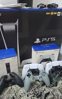 Ps5 دودسته همراه پایه شارژر و بازی
