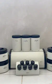 سرویس جانونی وحبوباتی وجا ادویه همه باهم