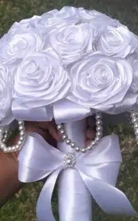 گلهای عروس