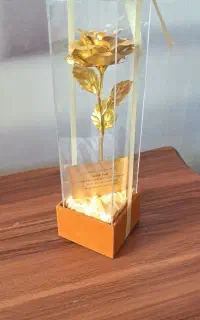 گل با روکش طلا