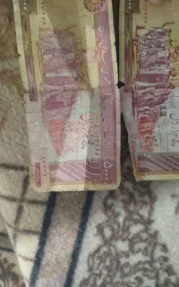 دو عدد اسکناس قدیمی