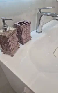 جا مسواکی و جا مایع دستشویی