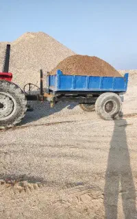 حمل بار شن و ماسه...