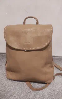کوله نو کادو آوردن