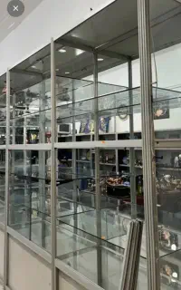 ویترین آلمینیوم