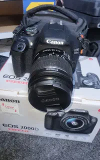 دوربین EOS 2000D canon