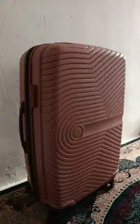 چمدان سایز متوسط