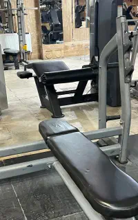 میز پرس سینه