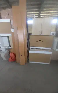 کابینت دست دوم ام دی اف همراه با سینک وشیر
