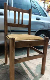 دو دست صندلی چوبی سالم