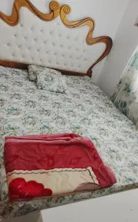 تخت و میزارایش کمد پاتختی