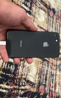 آیفون8