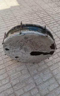 طبل پوستی