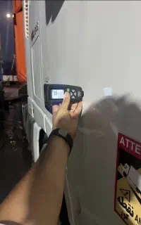 کارشناس تخصصی کامیون ماشین سنگین تشخیص رنگ کشنده