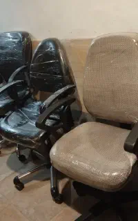 صندلی گردان چرخدار مدیریتی نو