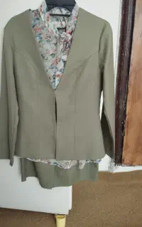 کت و دامن شیک سایز ۳۶ـ۳۸