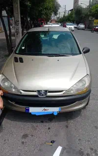 ۲۰۶ مدل ۸۲ اصل فرانسه با پراید ۵هم معاوضه دارم