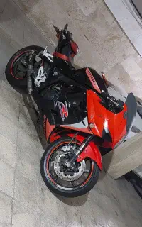 هیوسانگ ۲۵۰Gtr