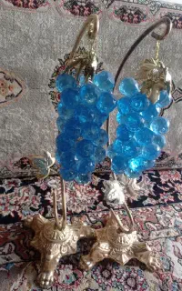 پشتی وانگور تزیینی