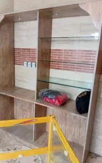 ویترین چوبی و شیشه ای