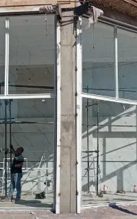 شیشه بری ساختمانی شهرام