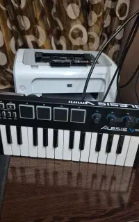 میدی کنترلر Alesis V mini
