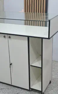 میز پیشخوان