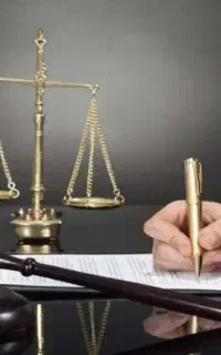 دعوت به همکاری وکیل و وکیل کارآموز