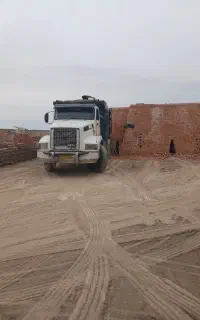 خاکبرداری حمل بار