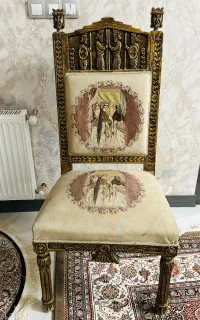 مبل هخامنشی.