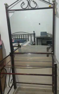 اینه ومیز ارایش  فرفورژه
