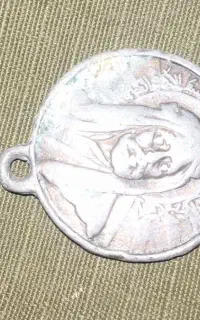 سه عدد سکه قدیم
