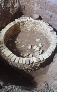 بنایی، چاه کنی