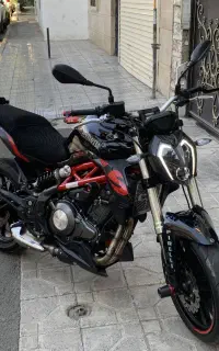 بنلی 300
