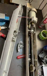 تعمیر / نصب تخصصی جک پارکینگ در پردیس و حومه
