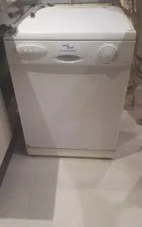 فروش فوری  ماشین ظرفشویی ۱۴ نفره