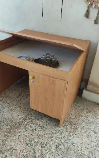 میز مطالعه عالی و کاربردی