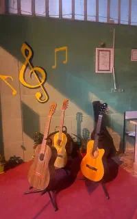 ابزار موسیقی با اموزش