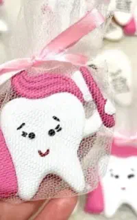 گیفت عروسی نوزادی دندانی پذیرفته می‌شود