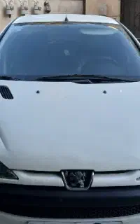 پژو ۲۰۶ sd آریان مدل ۱۳۸۹ سفید