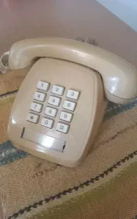 تلفن قدیمی